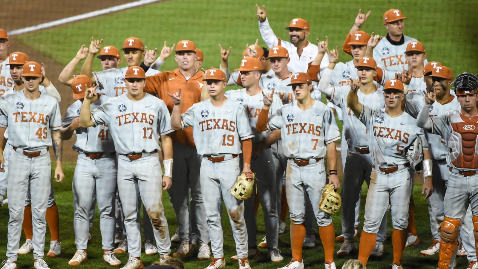 Texas fan goes viral for chugging beer out of shoe