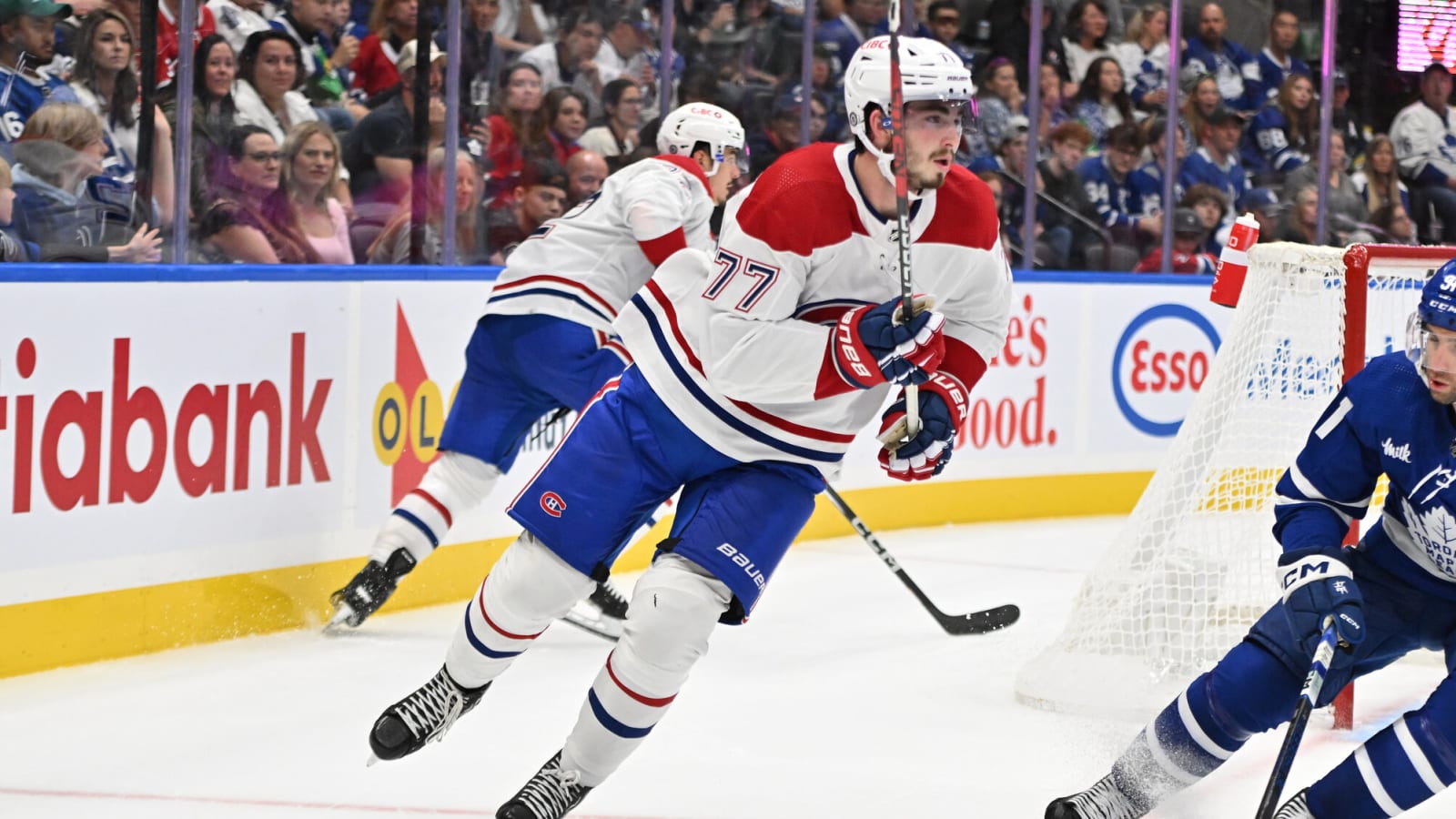 Massive update emerges on the health of Kirby Dach and Rafaël Harvey-Pinard live from the Bell Centre