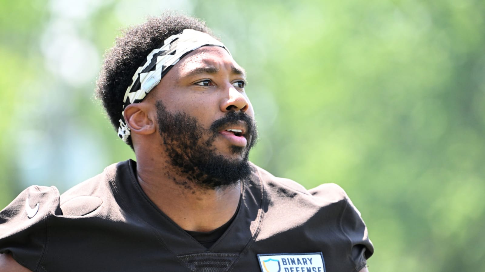 Insider shares why Browns could trade Garrett amid Watson mess