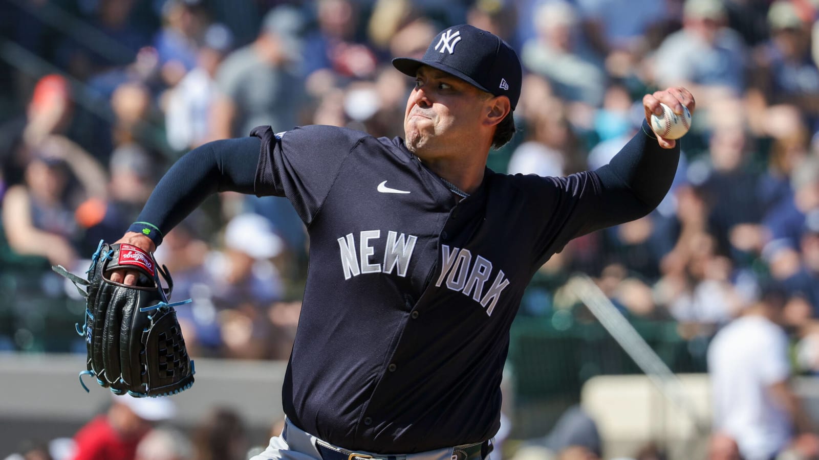 Yankees designate surprising reliever for assignment