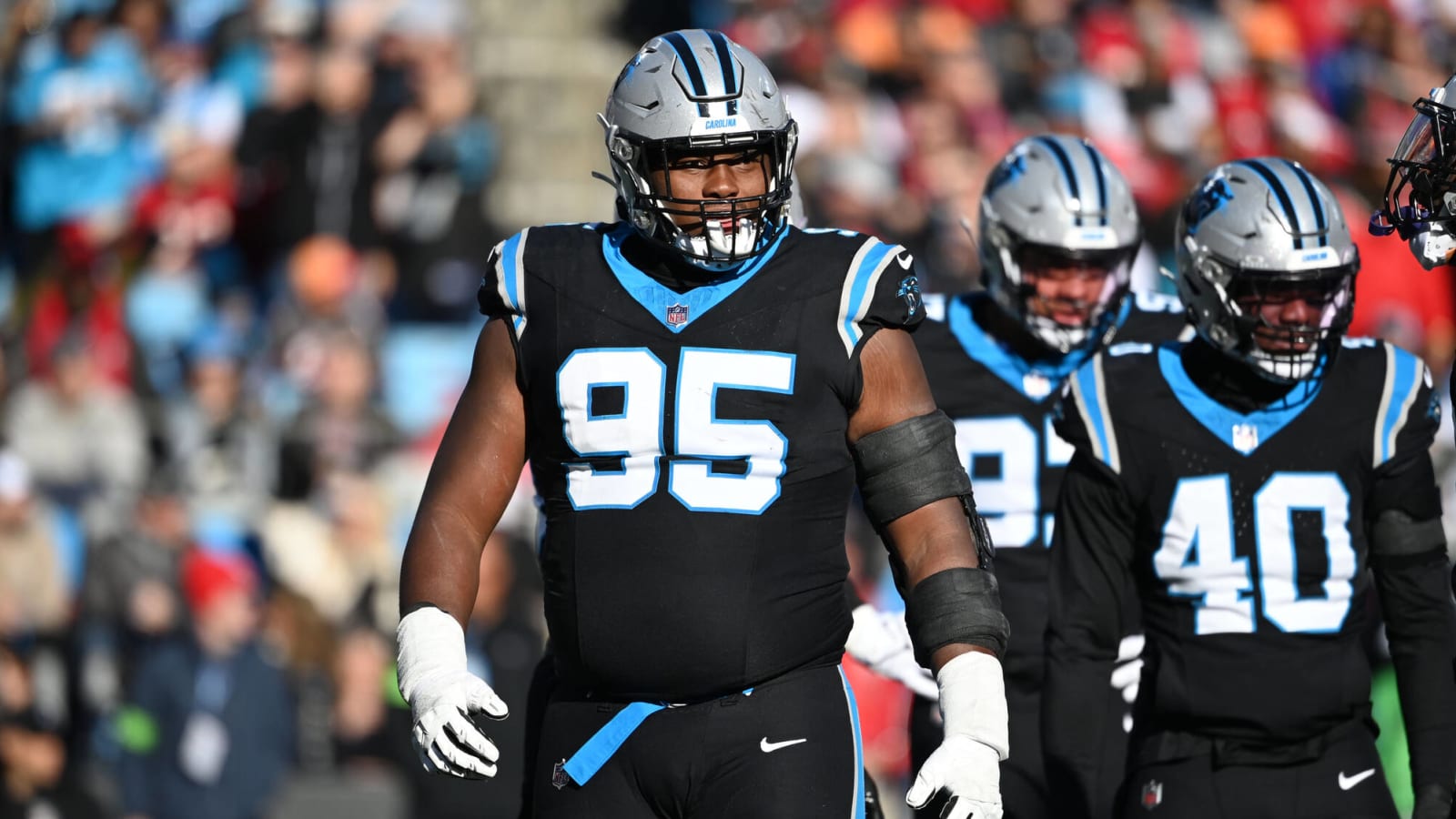 Panthers agree to huge extension with star defensive tackle