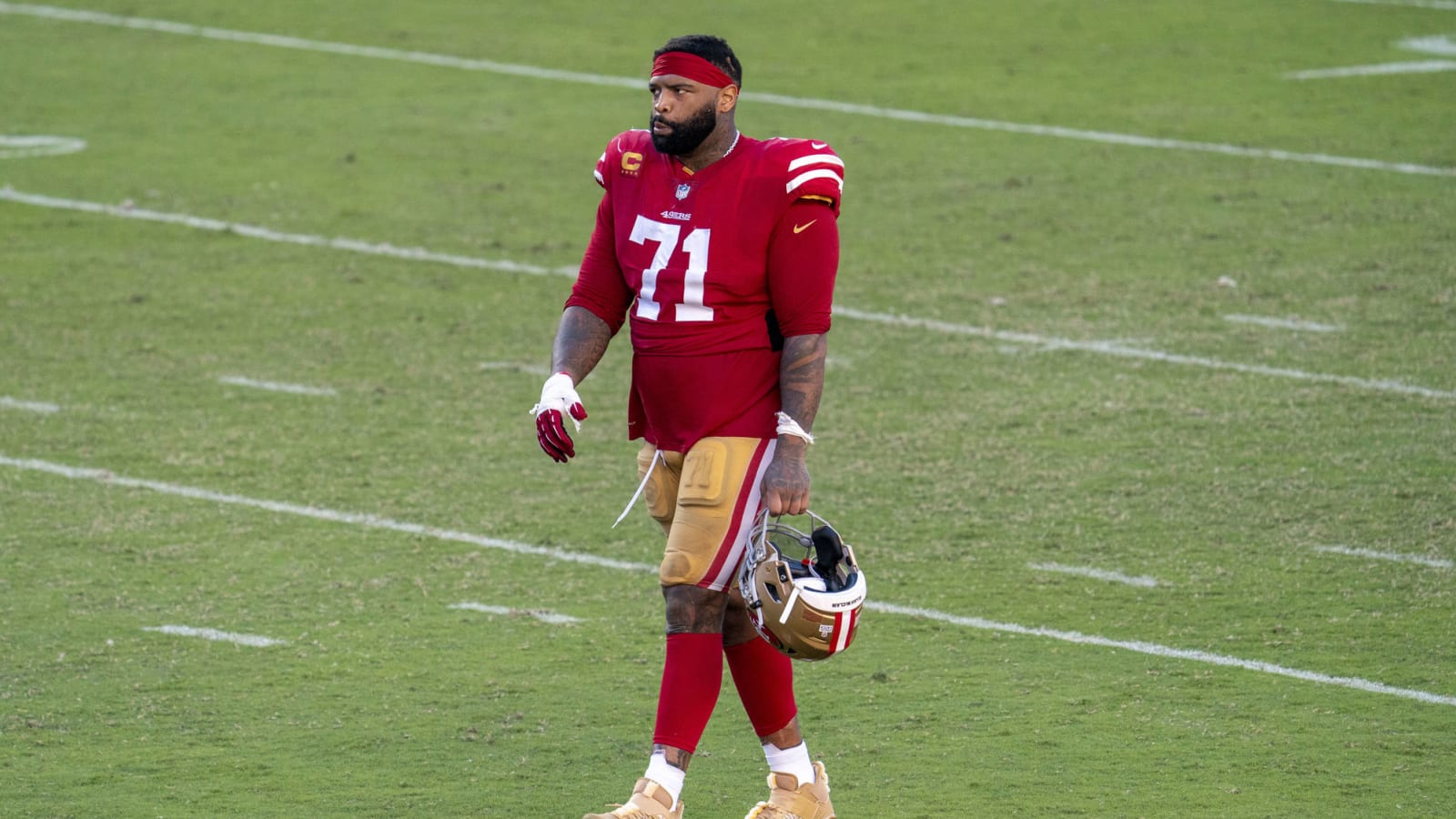 Trent Williams, 49ers agree to historic contract