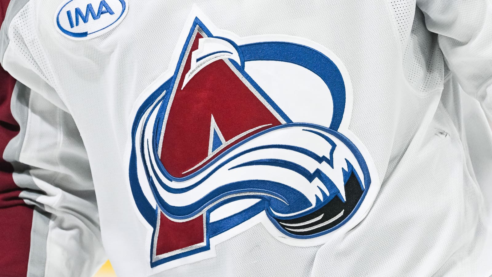 Avalanche sign Taylor Makar to one-year, entry-level contract