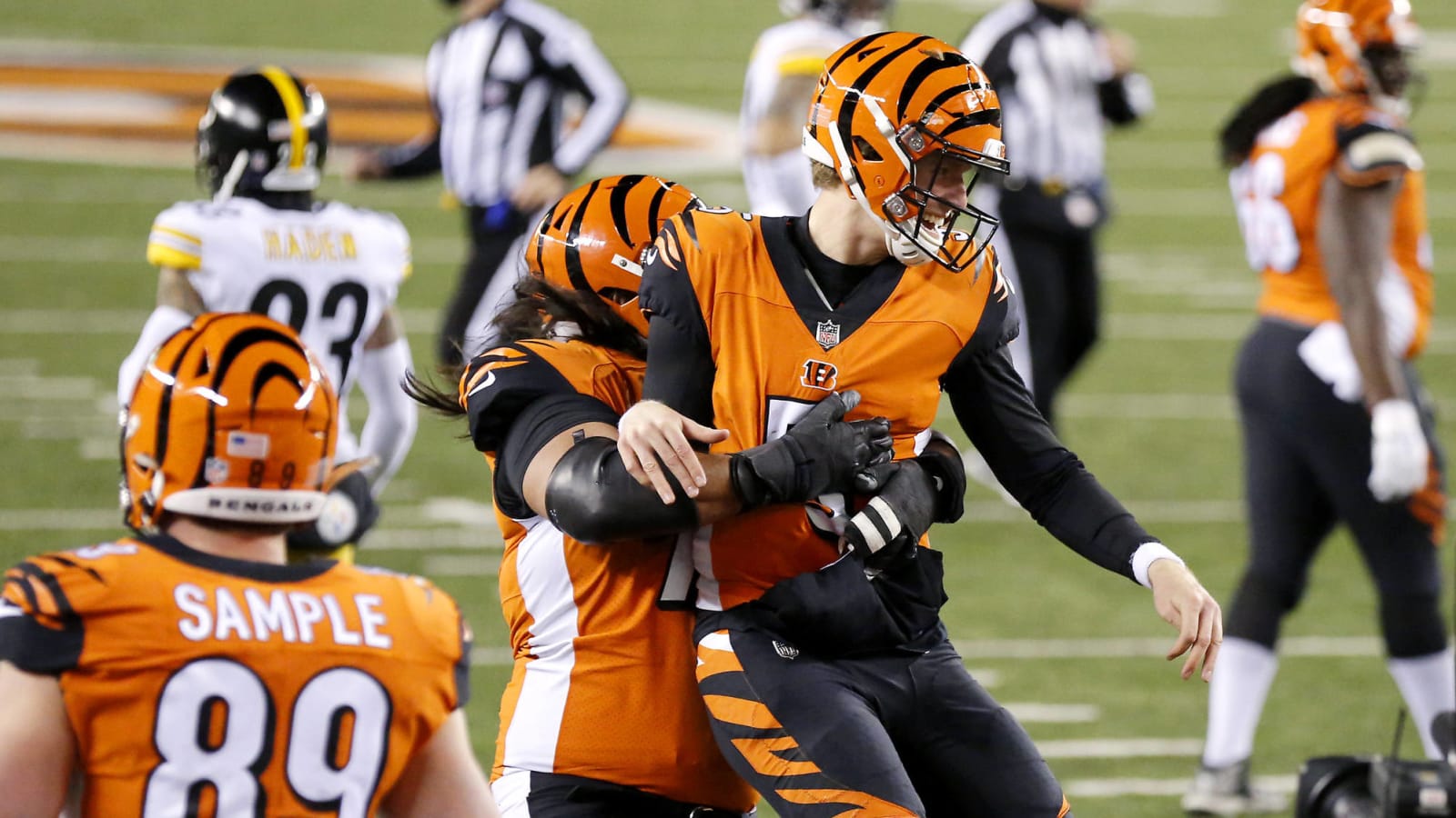 Watch: Bengals QB Ryan Finley runs through Steelers defense for a TD