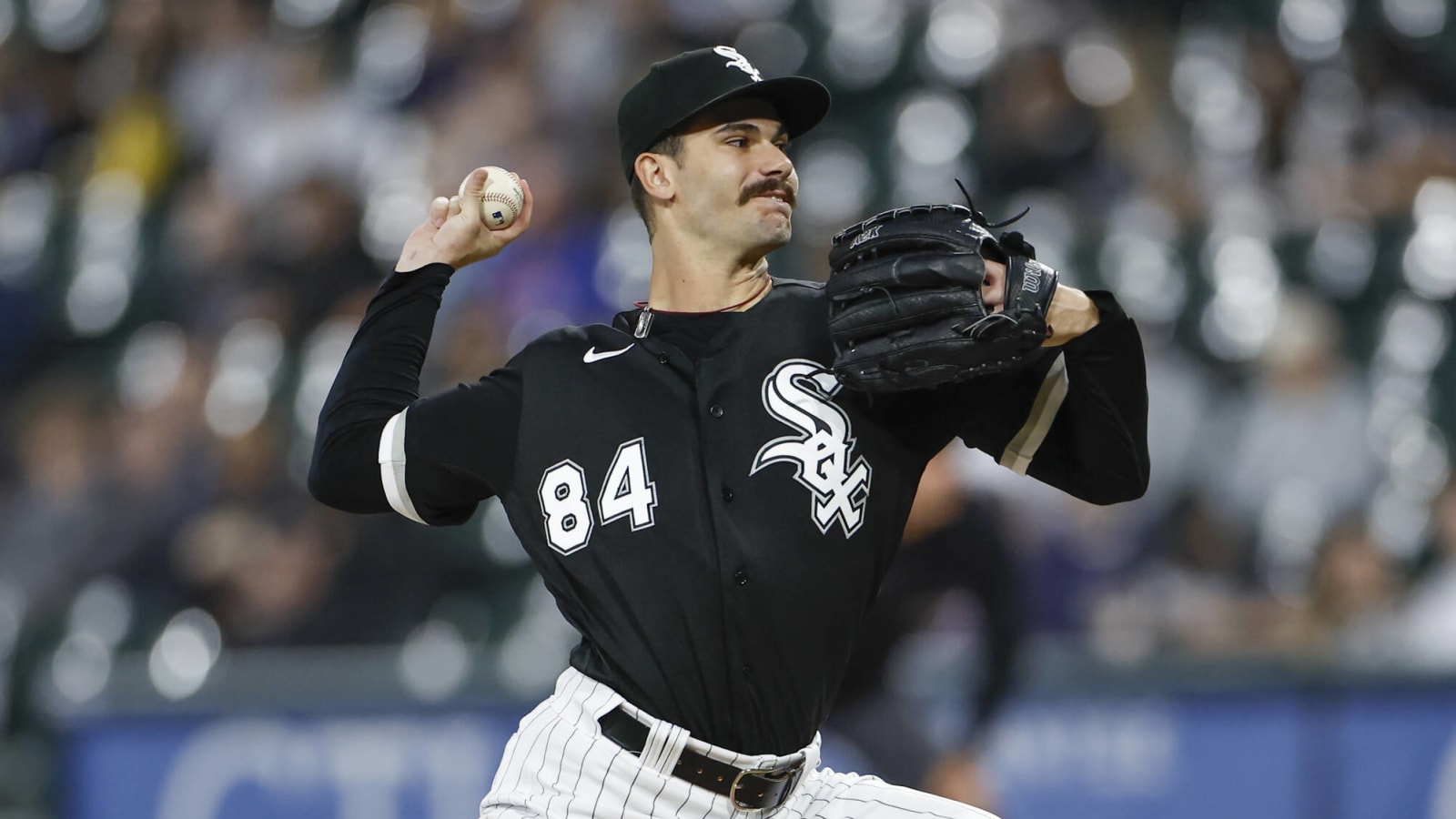 Cardinals still showing interest in White Sox pitcher