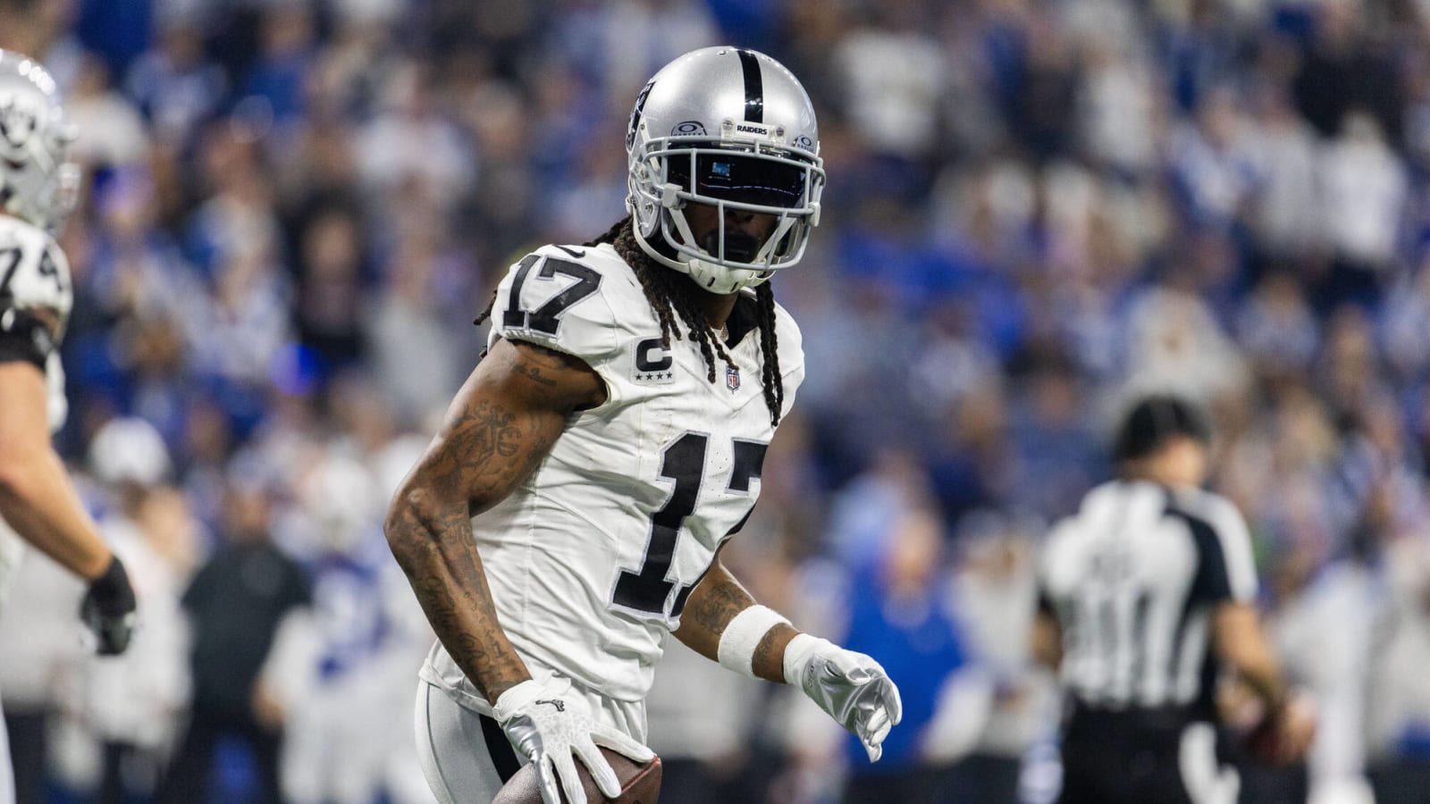 Raiders not planning to trade star WR