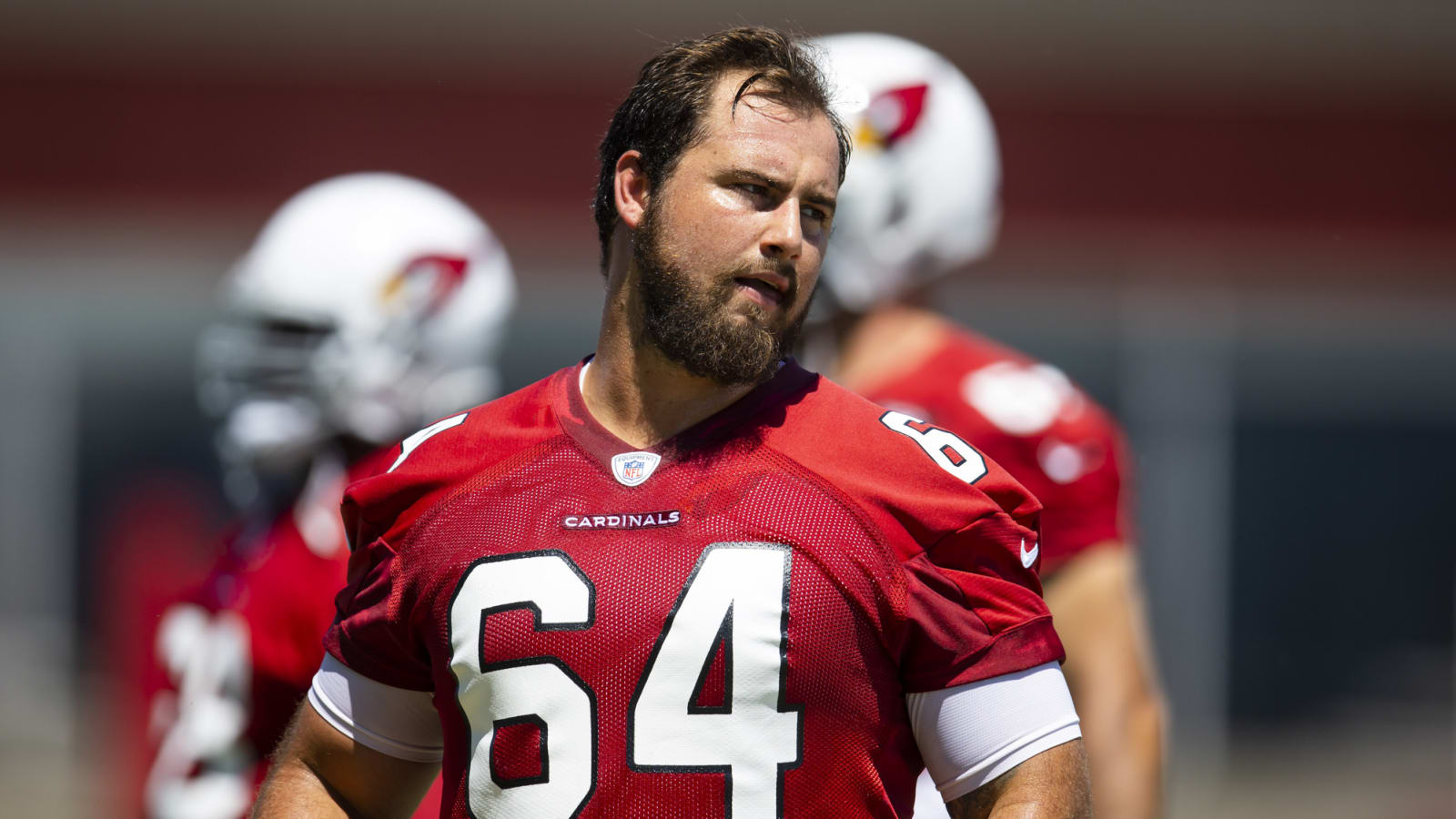 Dolphins sign veteran OL