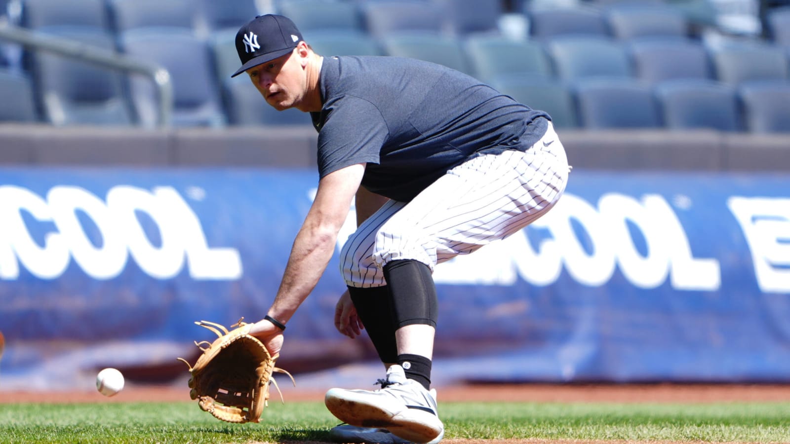 Yankees face difficult infield situation with injuries taking hold