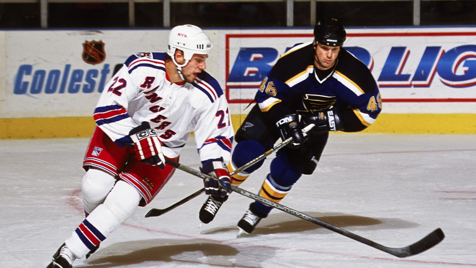 Former NHL Defenseman Tomas Kloucek Tragically Passes Away in Skiing Accident At Just 45-Years-Old