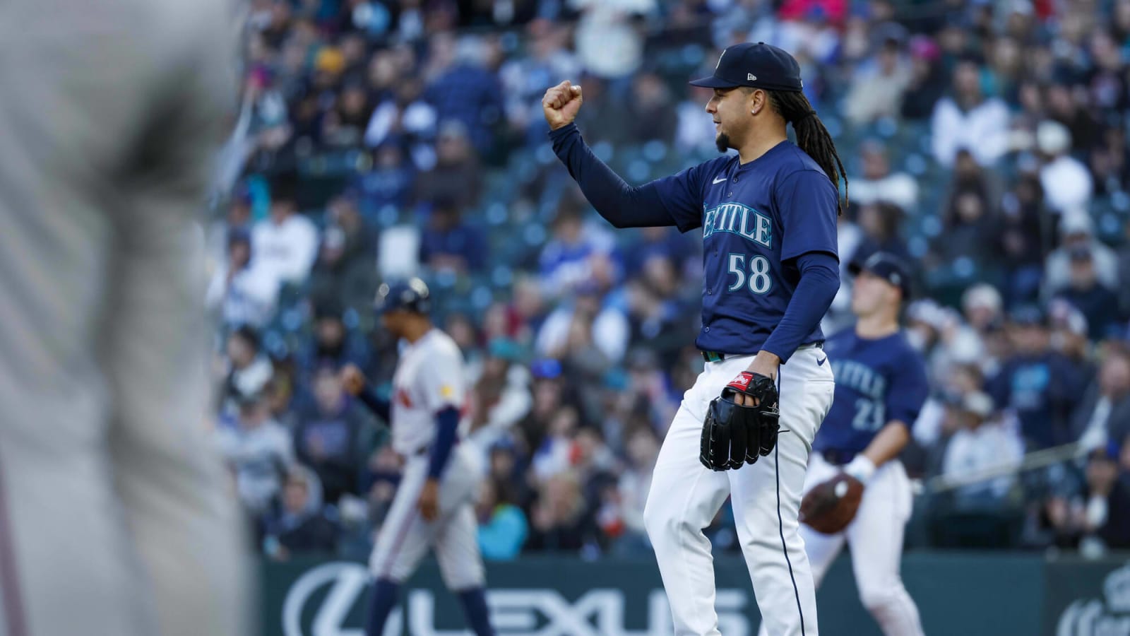 Braves Drop Second Game of Mariners Series for First Consecutive Losses of Season