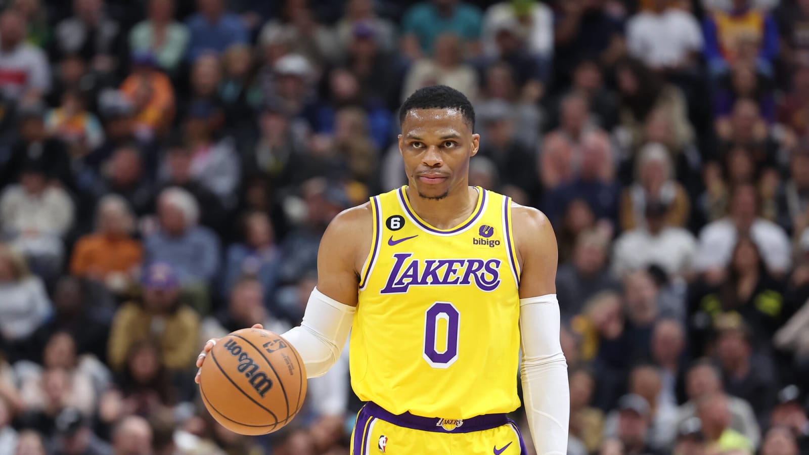 Lakers Reportedly Holding Out for Bigger Trade Target