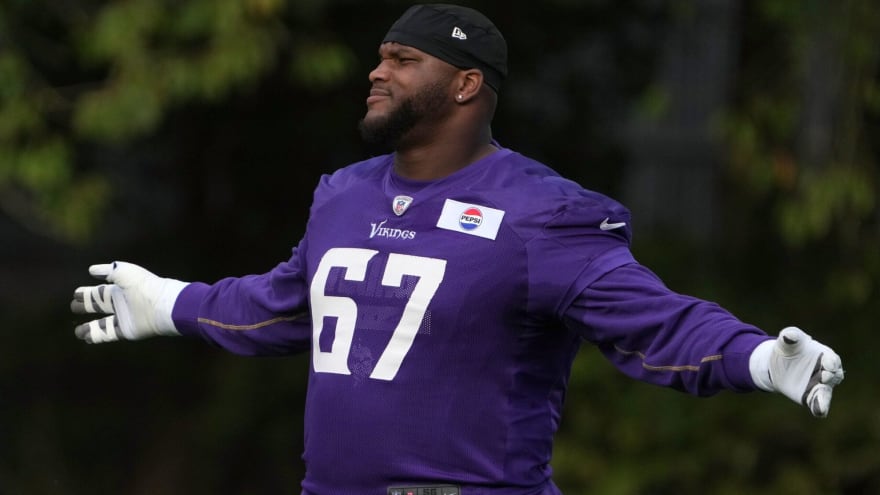 Minnesota Vikings’ Starting Guard on Short Leash
