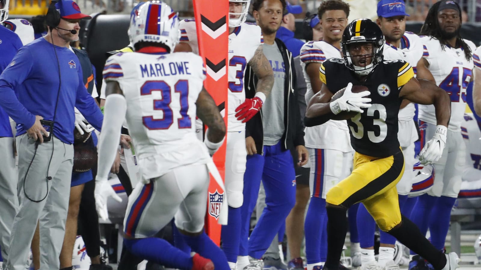 New Name On Steelers&#39; 2023 Roster Emerges As Potential Third Running Back