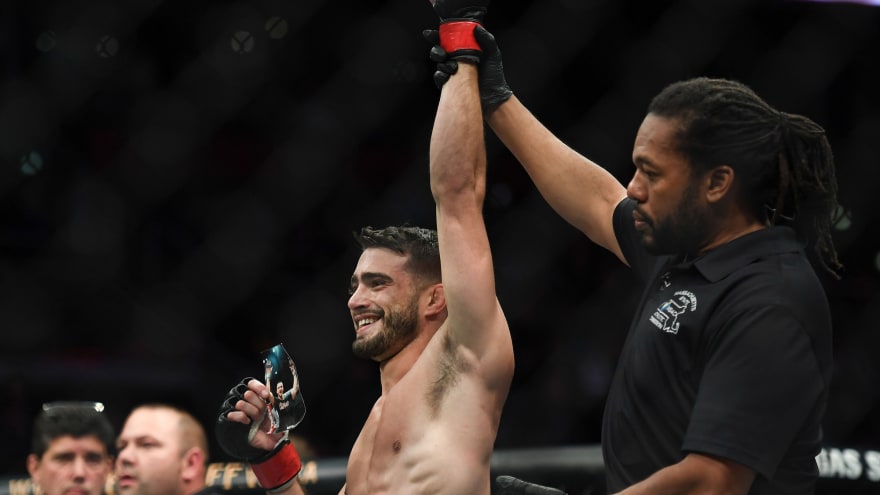 Randy Costa vs Brandon Davis Headlines November 15 Gamebred Bareknuckle card