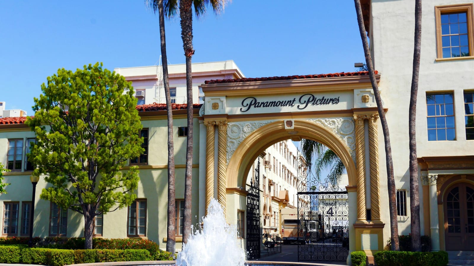 Fountain in front of Paramount Pictures Studios during the daytime