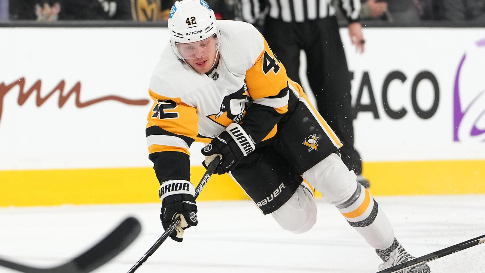 St. Louis Blues claim Kasperi Kapanen off waivers from Pittsburgh Penguins  - Daily Faceoff