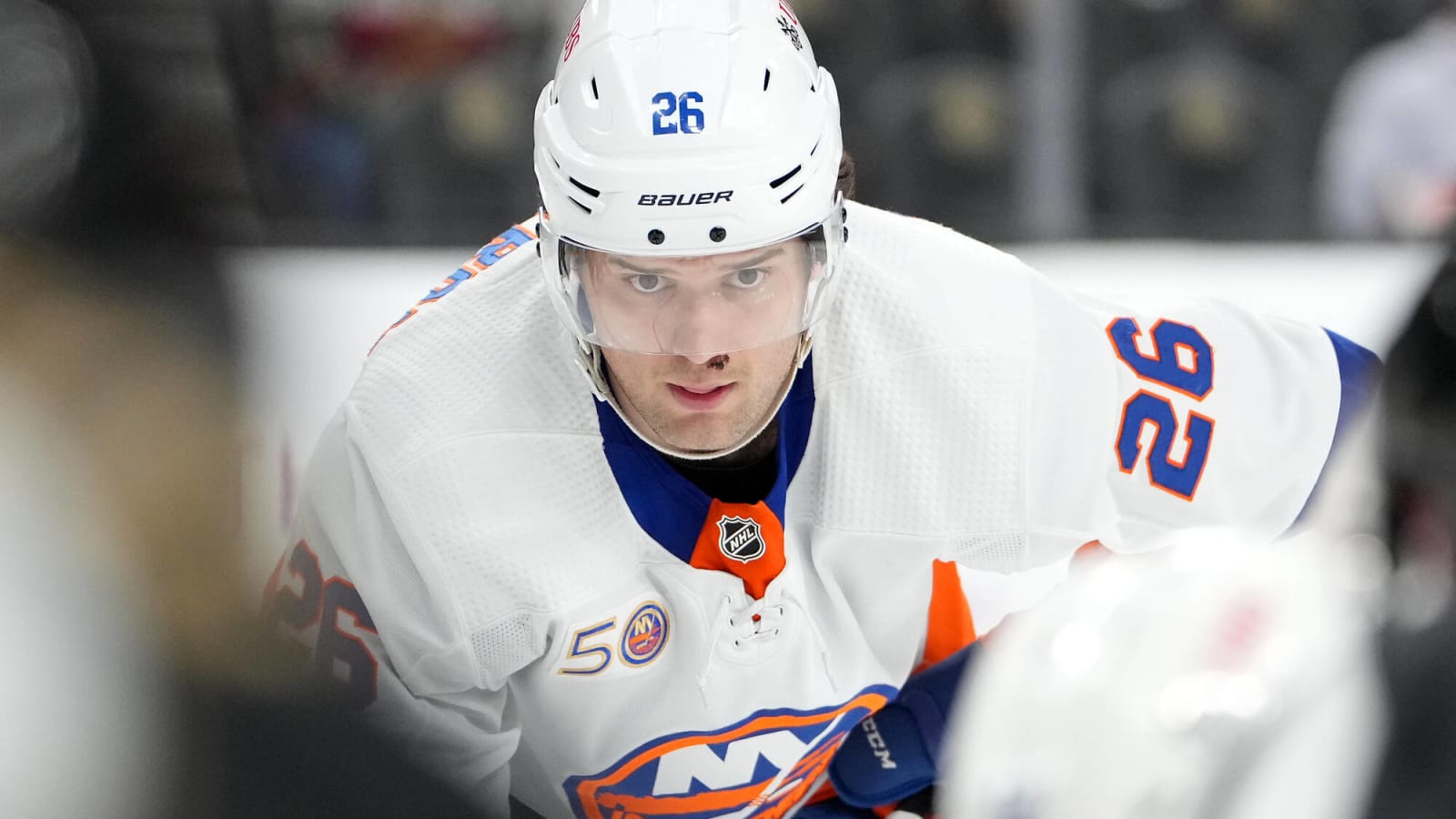 Islanders’ Wahlstrom Bets on Self by Accepting Qualifying Offer