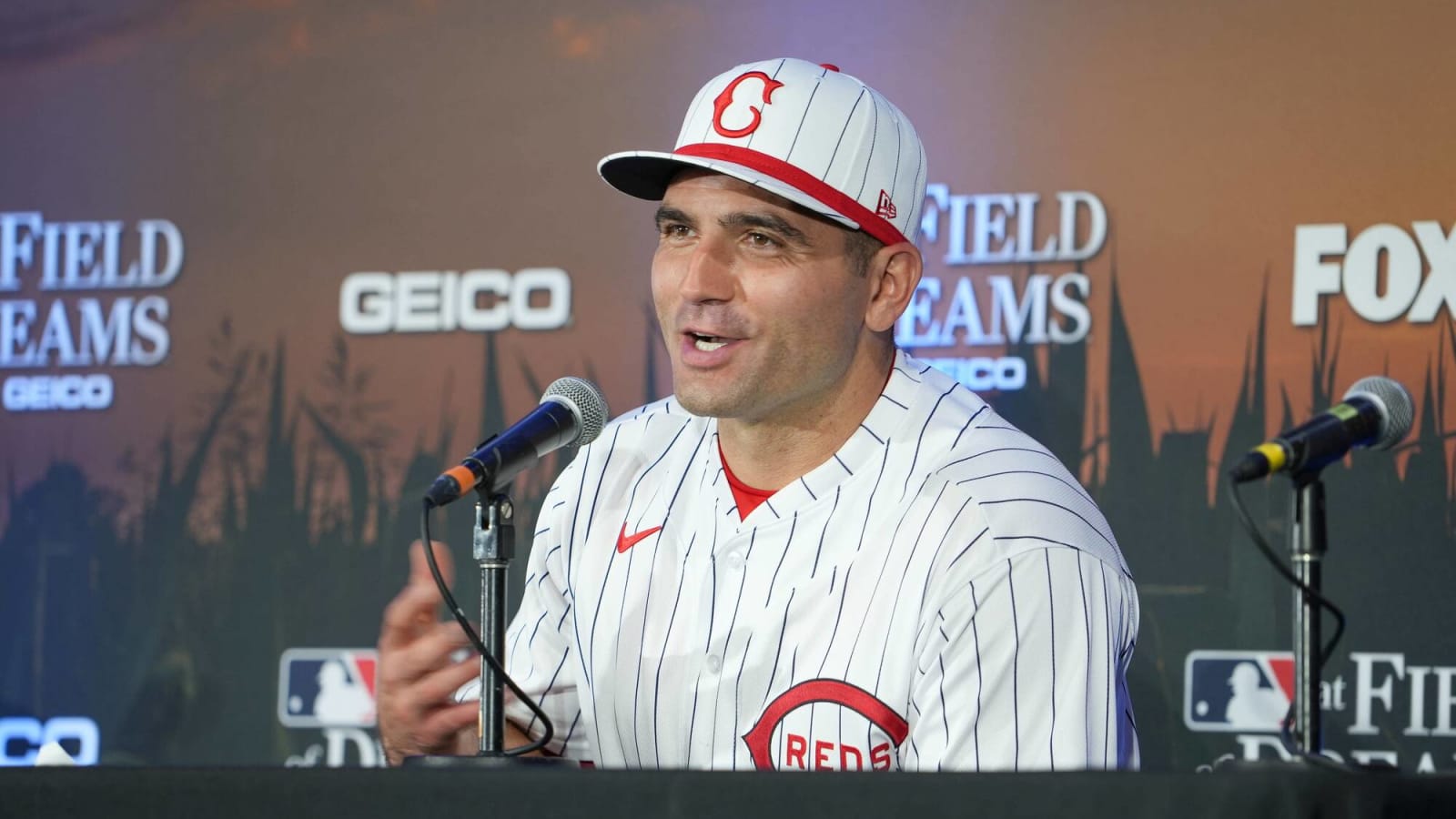 Joey Votto Once Again Proves He’s A Man Of The People