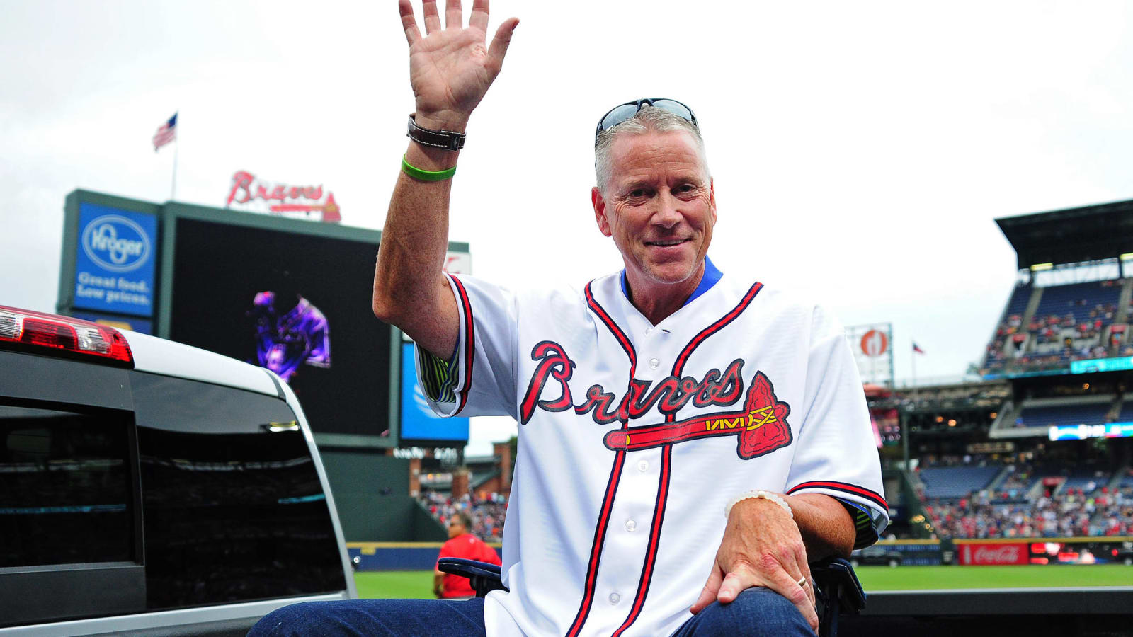 Tom Glavine selling huge Catholic antique collection