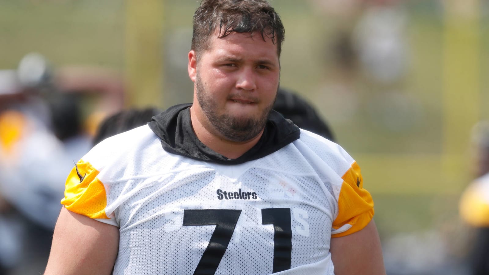 Steelers&#39; Nate Herbig Hints At Who The Definitive Backup Center Is 