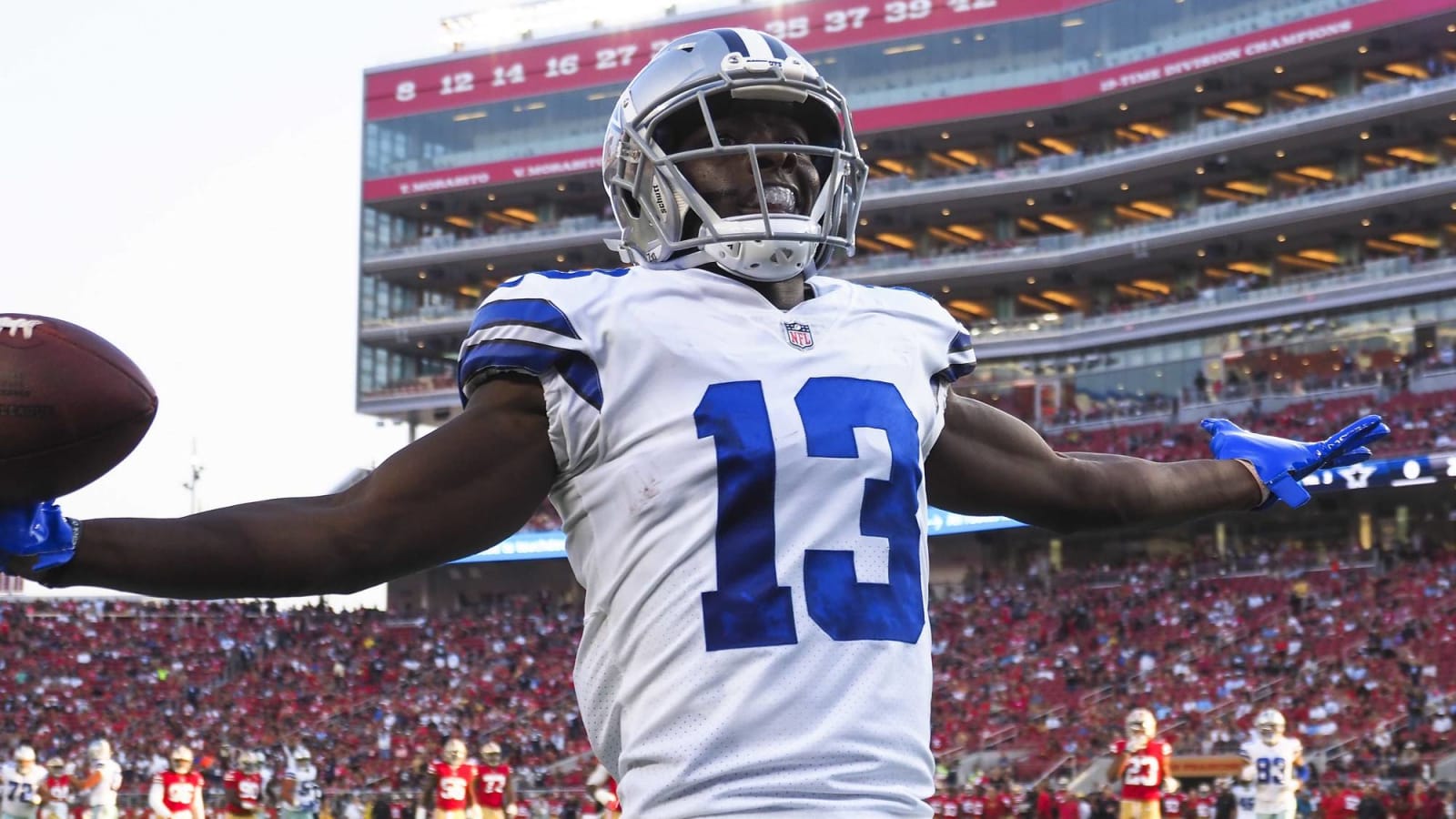 Cowboys’ WR Michael Gallup’s brother dead in apparent suicide