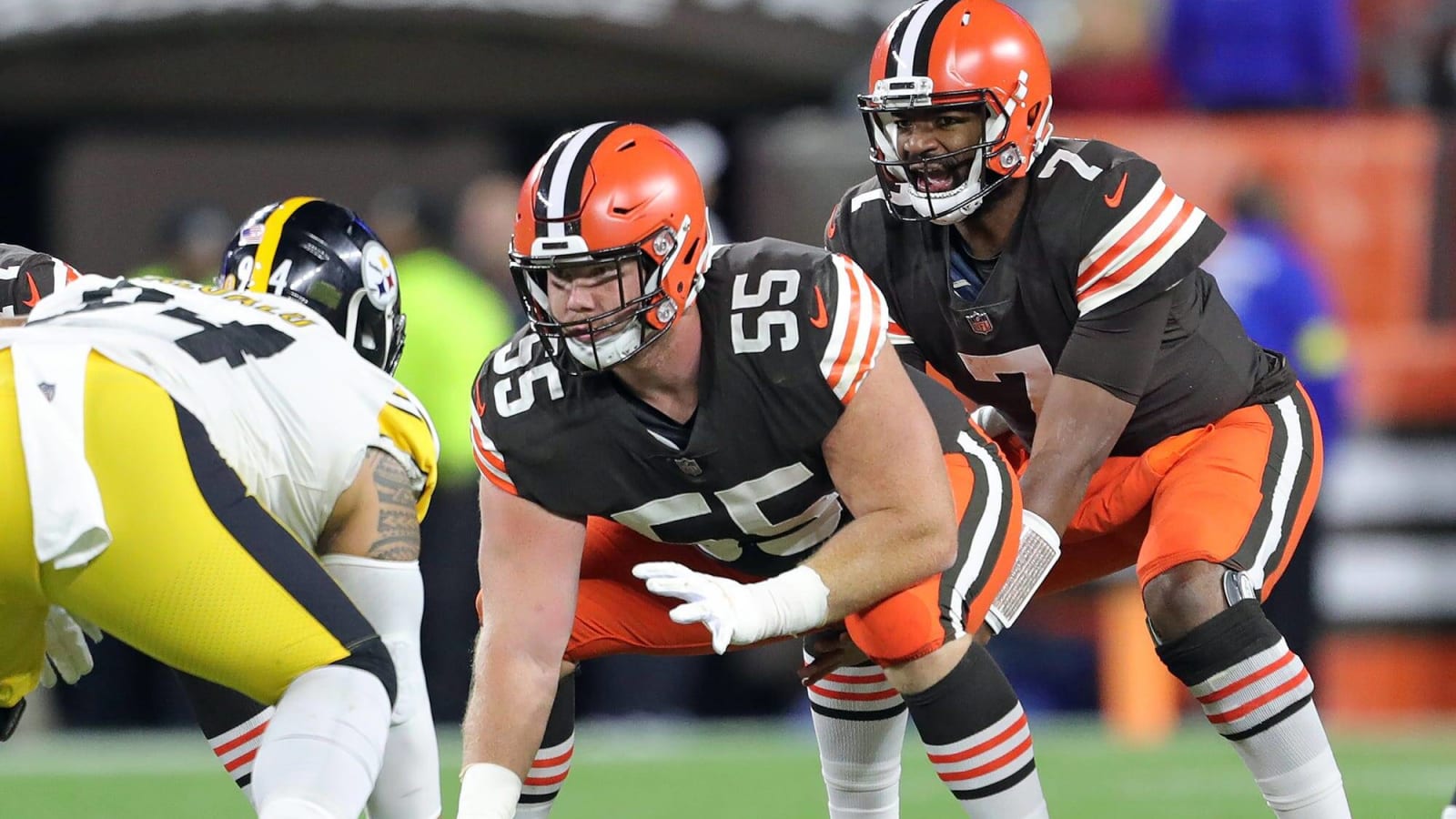 Browns Re-Signing Ethan Pocic Named Top Under-The-Radar Move