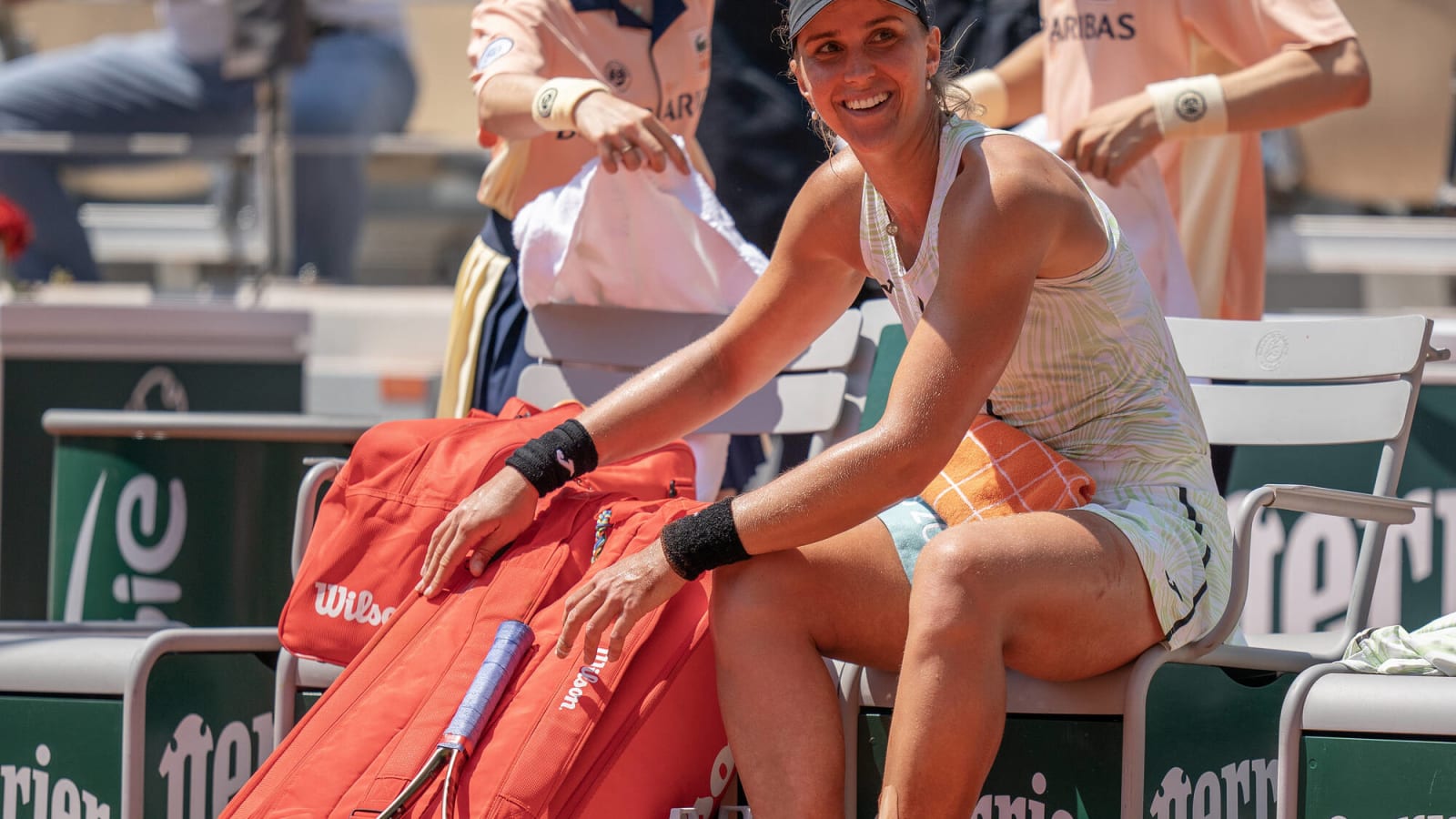 Beatriz Haddad Maia wins tight battle with Ons Jabeur to reach French Open semi-finals