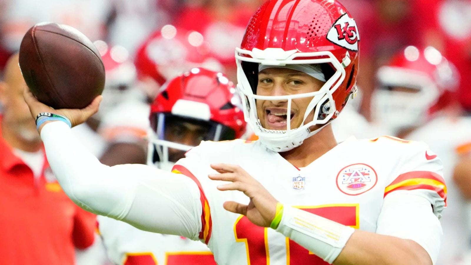 Kansas City Chiefs vs. Los Angeles Chargers Prediction, Pick, Odds: Will  Herbert keep up with Patrick Mahomes?