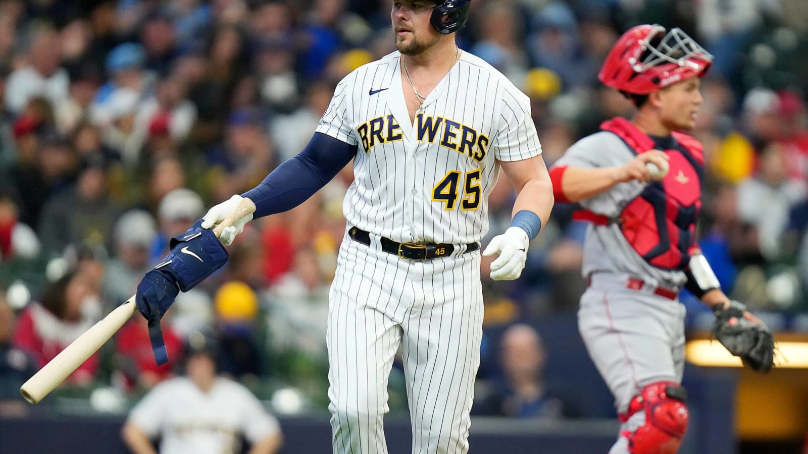 Could the Yankees bring back ex-slugging first baseman?