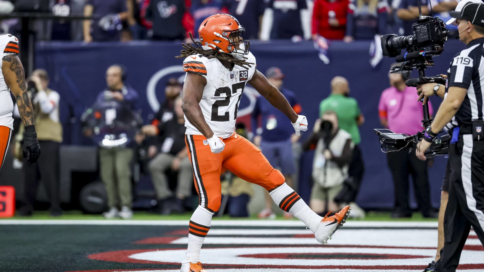 Browns RB Kareem Hunt Makes Bold Statement On Future