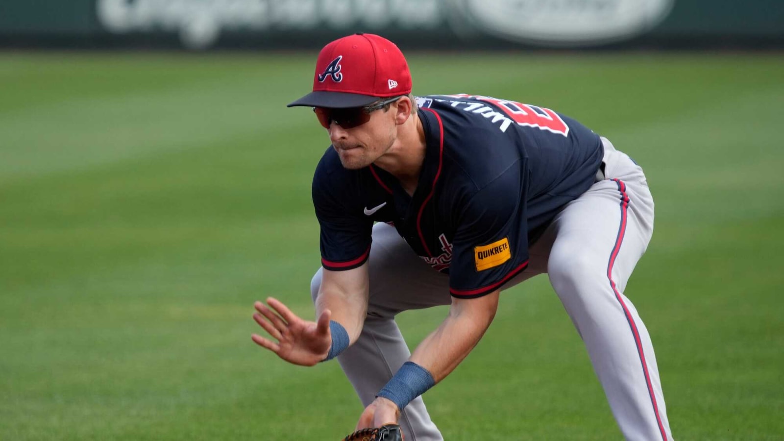 Braves outright Luke Williams to Triple-A