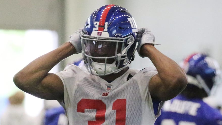 Former Gophers Star Tyler Nubin Fitted for New York Giants Helmet