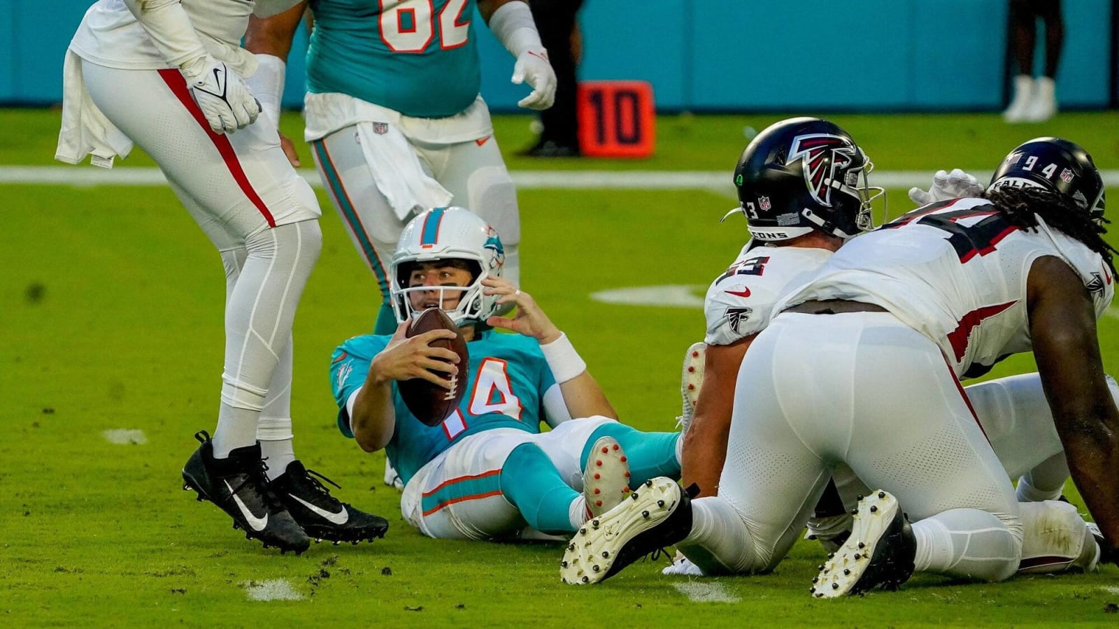 It’s Not Time To Panic About The Miami Dolphins Offense Yardbarker