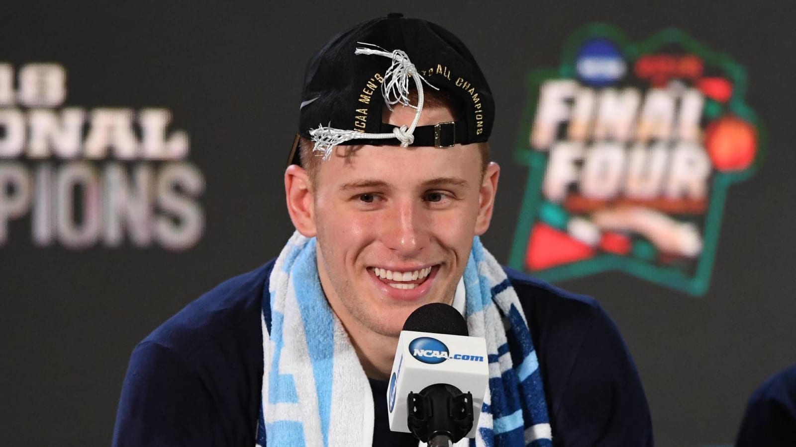 In or out? College hoops stars who still have draft decisions