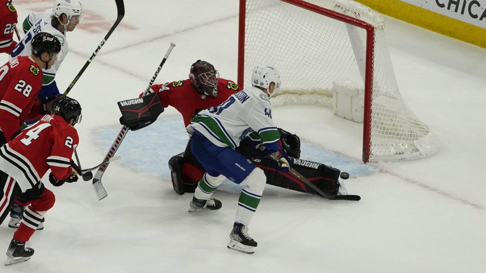  Elias Pettersson takes care of business for Canucks in Aidan McDonough’s NHL debut