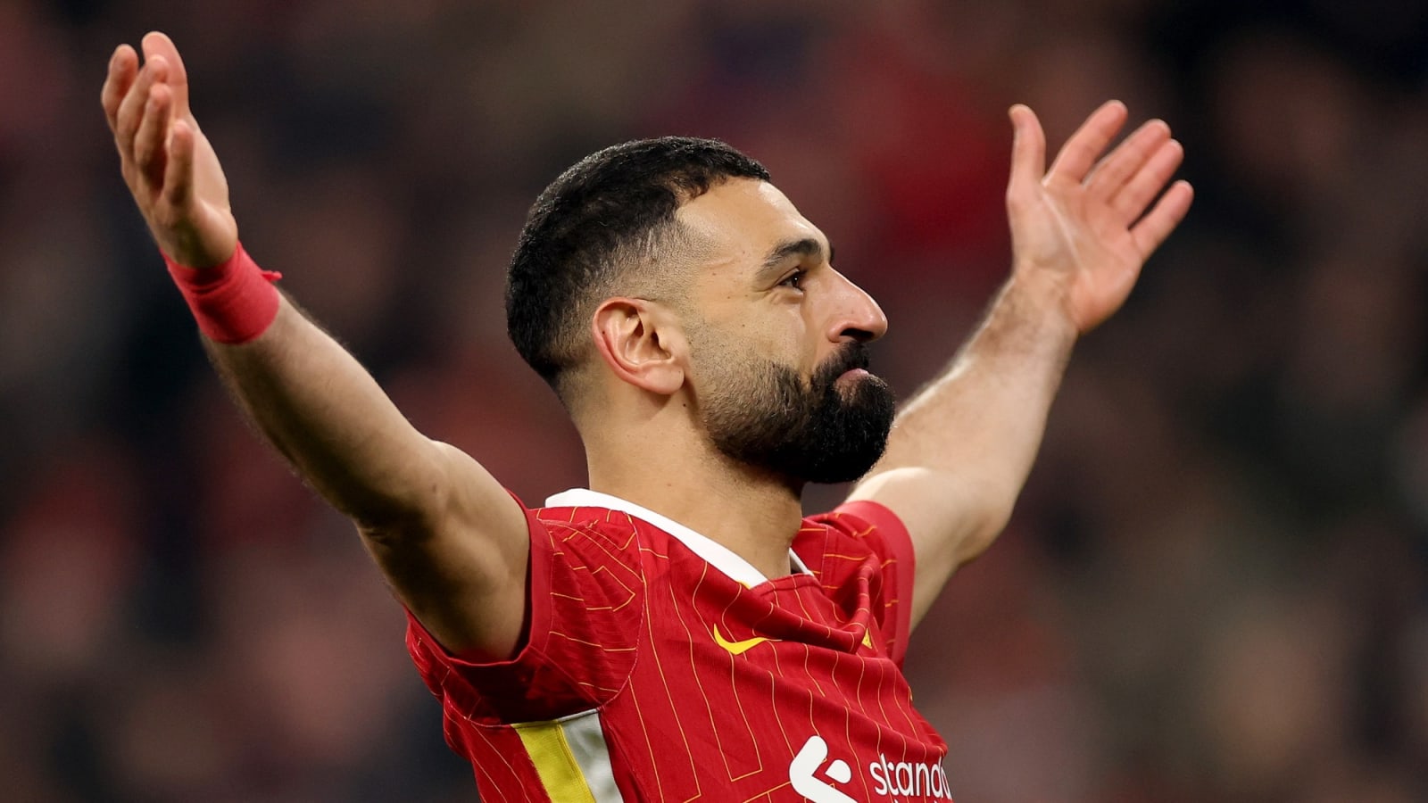 Mo Salah drops five-word Liverpool contract update hours before Newcastle clash