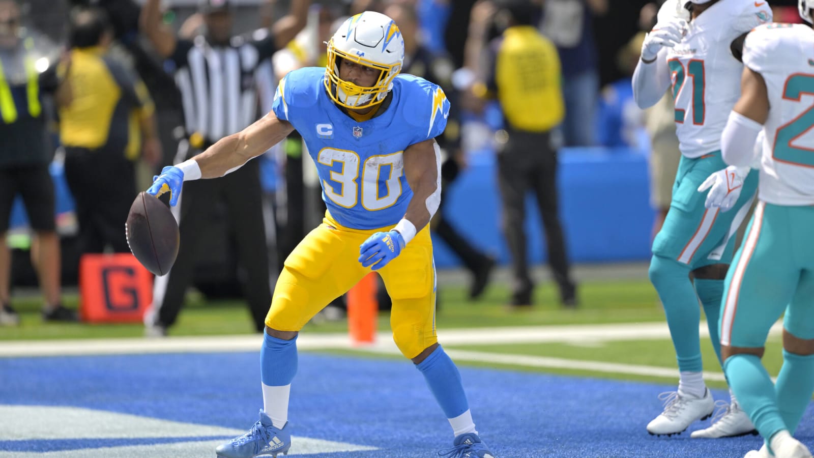 Los Angeles Chargers: Austin Ekeler Gets Injury Update; To Miss Practice Wednesday 