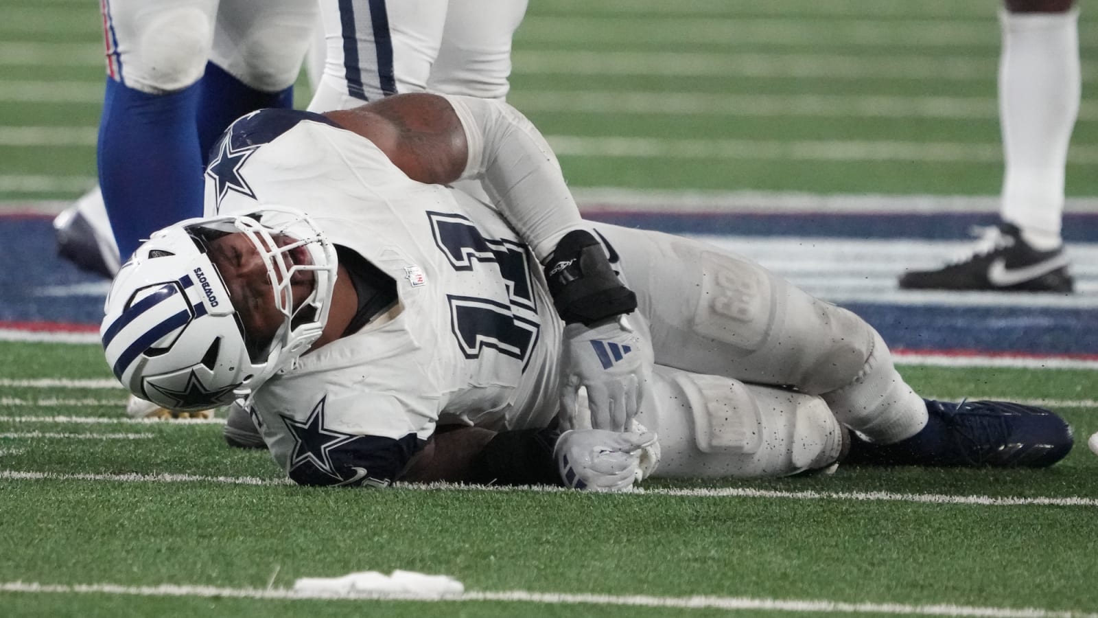 X-Rays Negative On Micah Parsons’ Foot/Ankle, MRI Friday