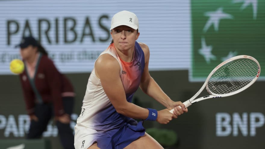 'Pretty weird,' Iga Swiatek surprises herself after a thumping 6-0, 6-0 victory against Anastasia Potapova under 40 minutes at Roland Garros