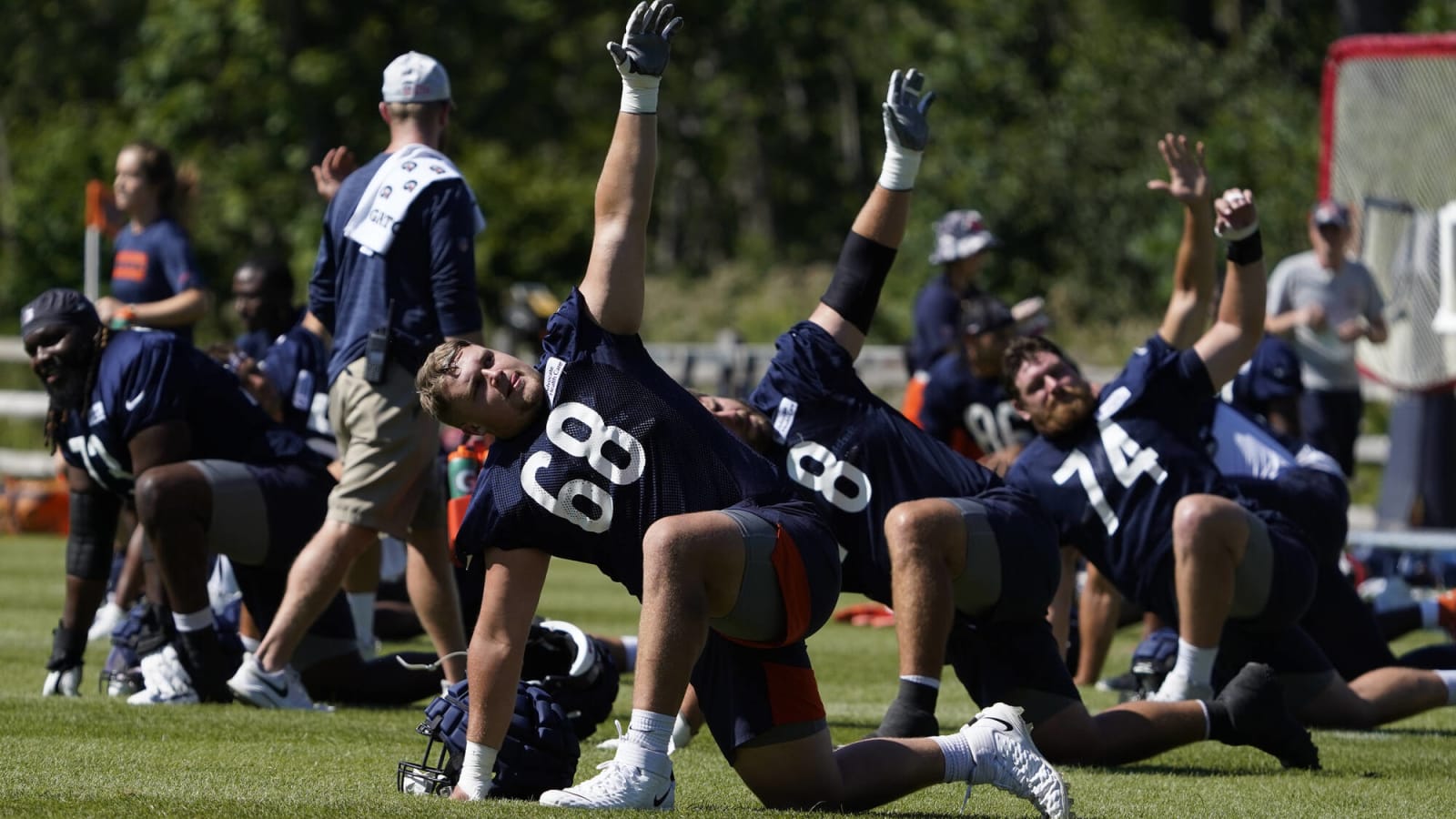 Report Chicago Bears offensive lineman to miss rookie minicamp