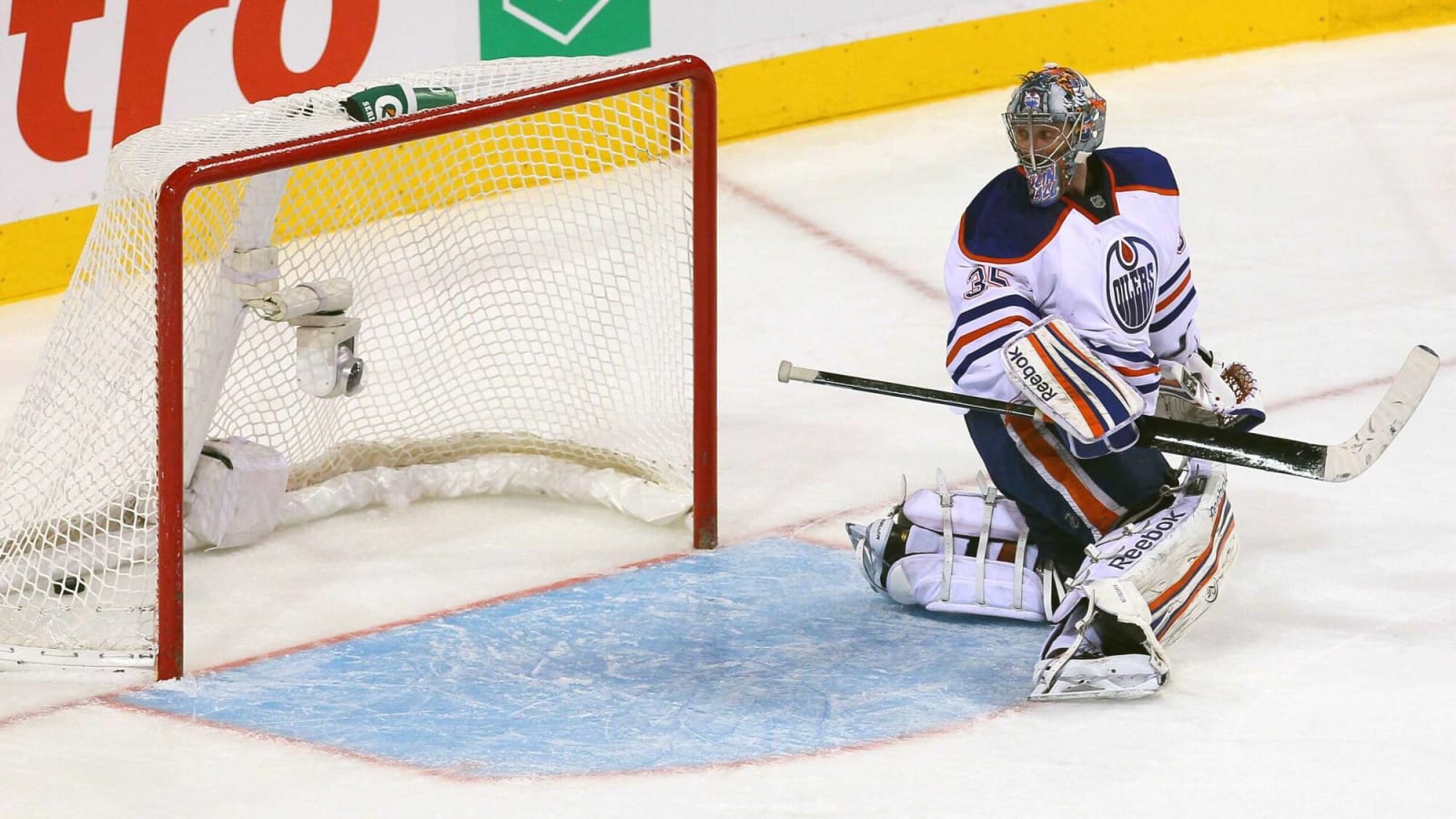 Former Edmonton Oilers goalie Nikolai Khabibulin, 51, signs contract to play in KHL