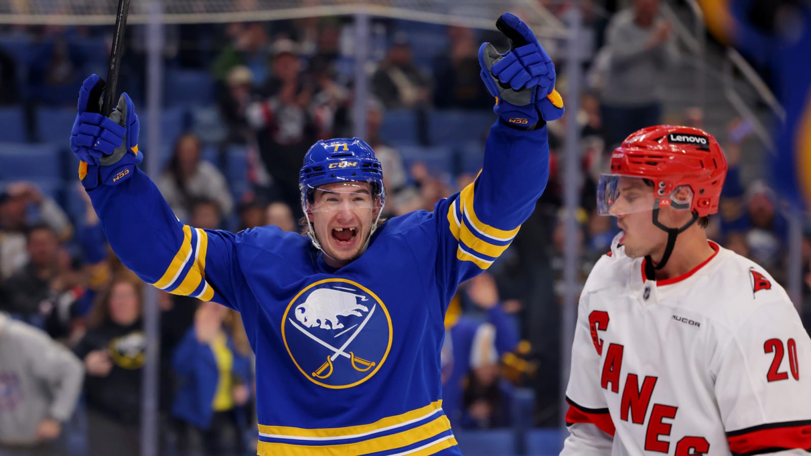 Top-2: The Sabres score a goal despite having no shots in the third period