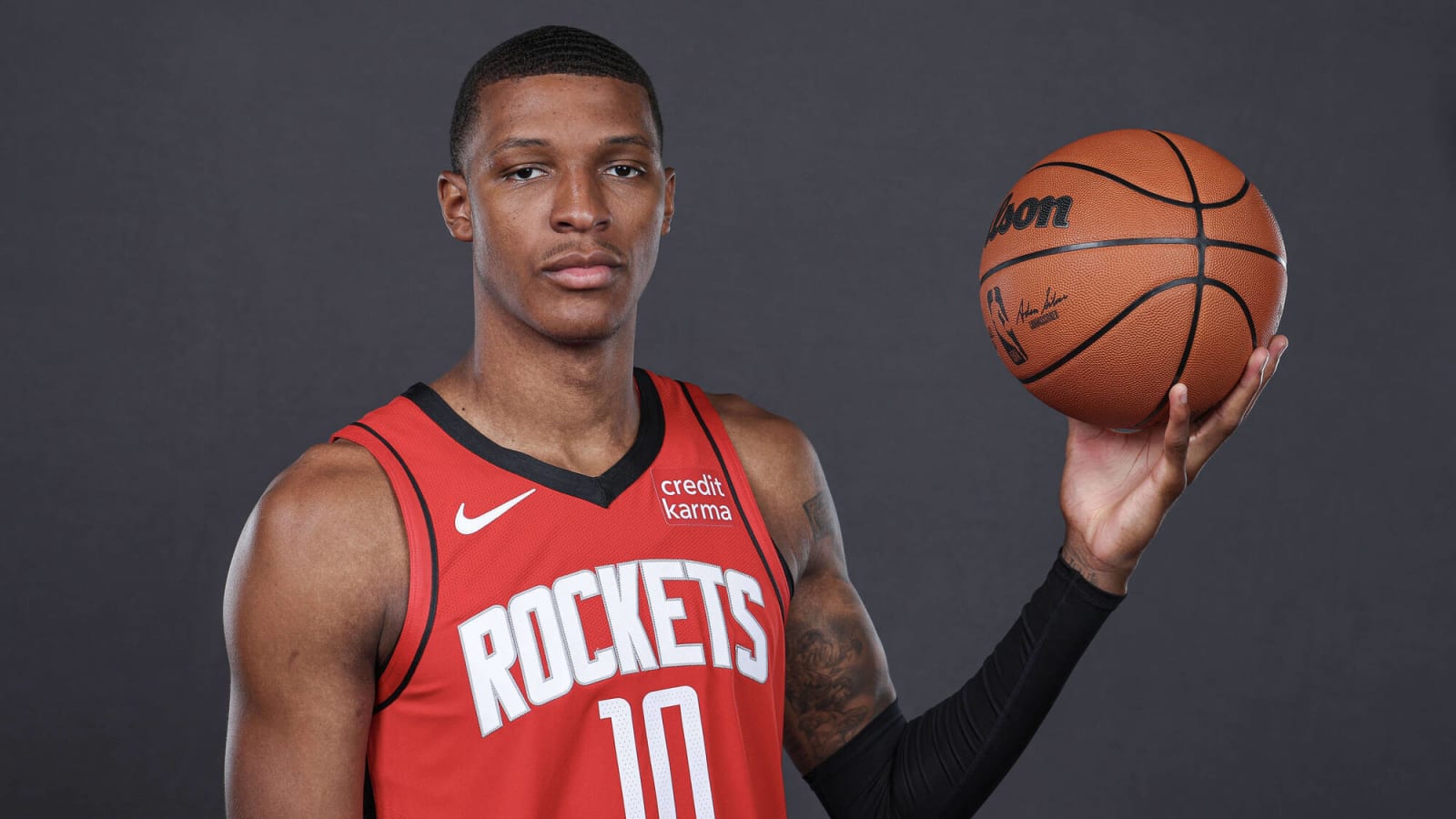 NBA Exec Thinks Rockets’ Jabari Smith Jr. Is ‘Poised For A Breakout Season’