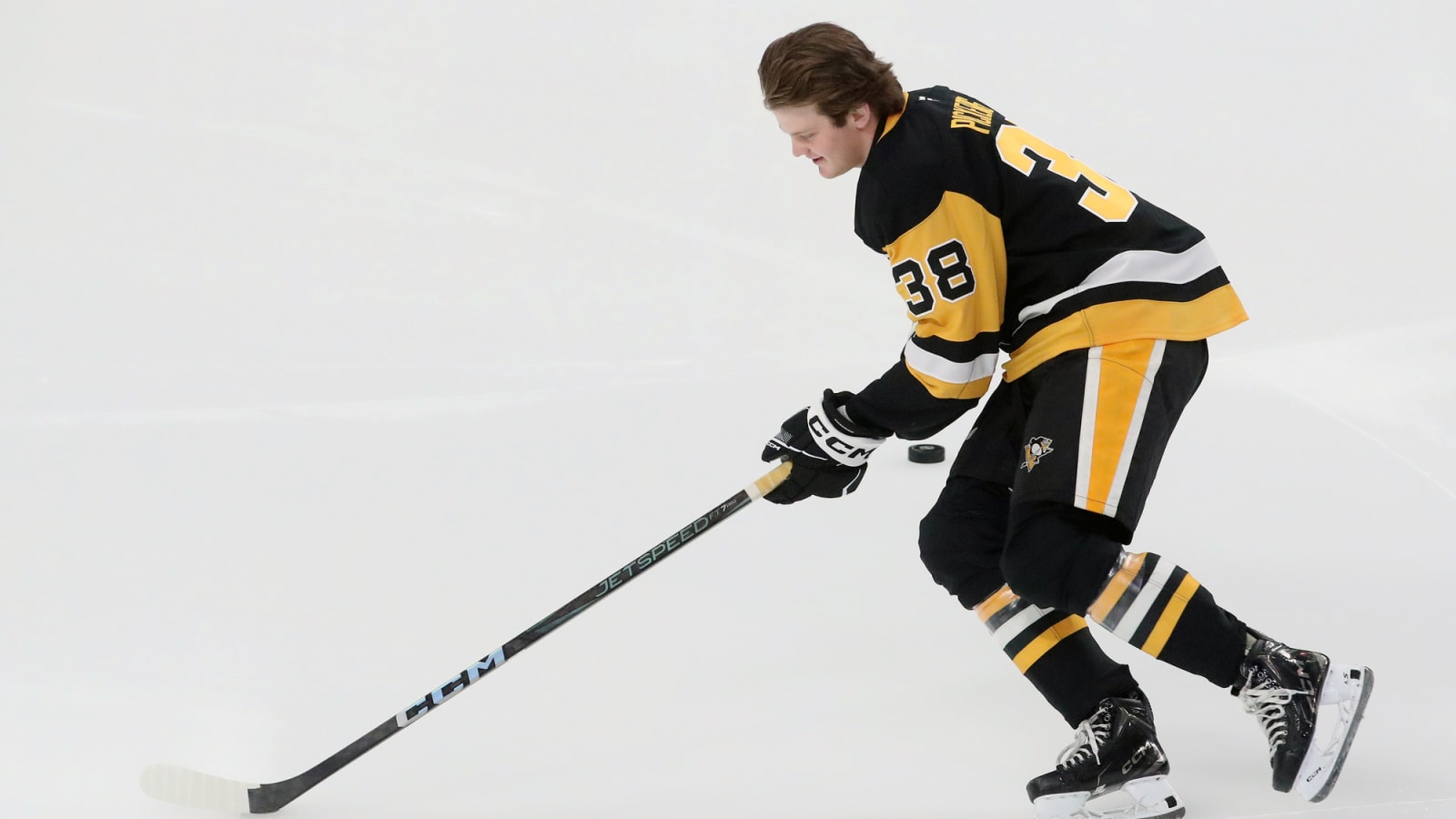Owen Pickering Makes NHL Debut; Penguins Lineup has 3 Rookies