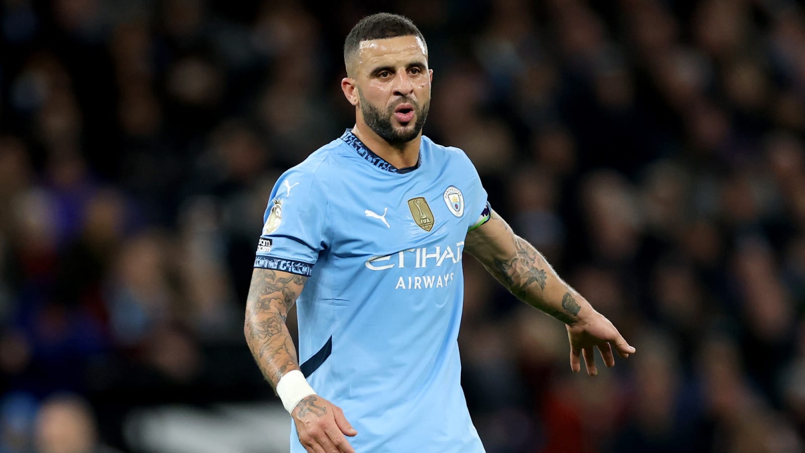 Rasmus Hojlund fires brutal dig at Kyle Walker after Manchester derby antics