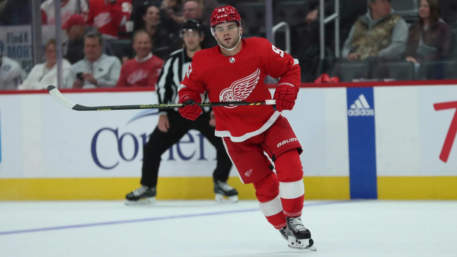 Fast Start Has Red Wings DeBrincat Atop NHL Scoring Race