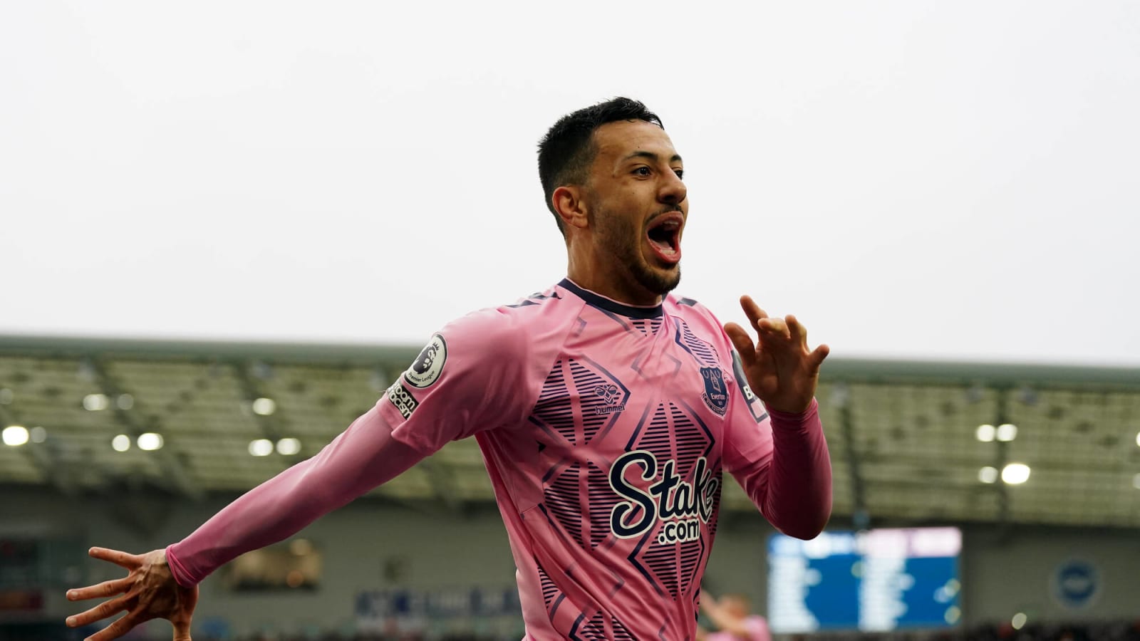 (Video) Dwight McNeil scores beauty as Everton run riot against Brighton