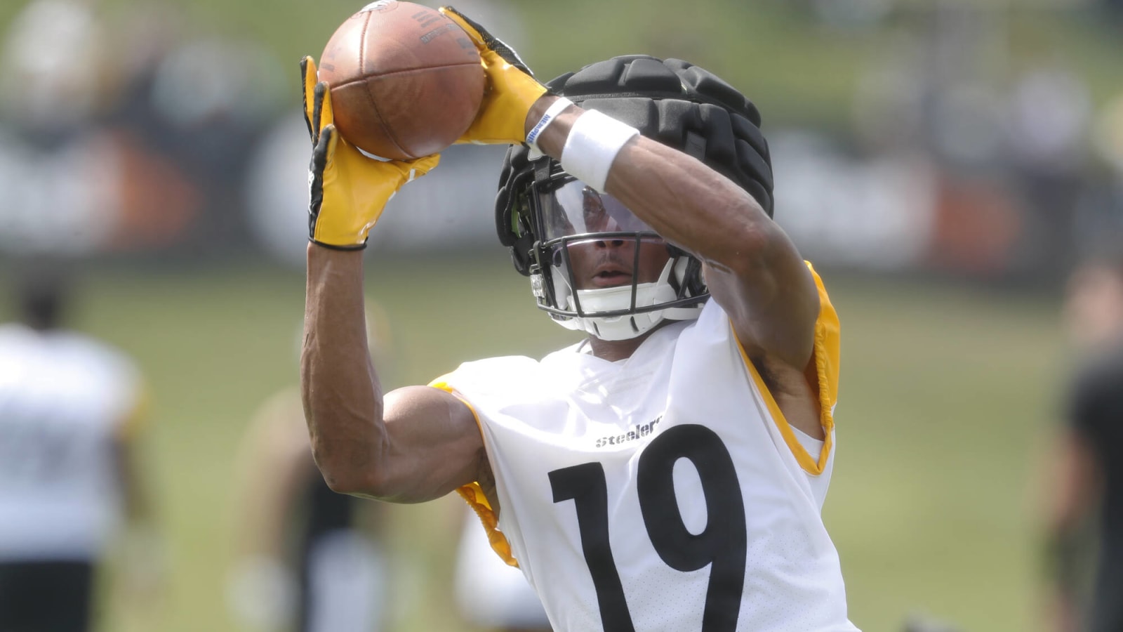 Steelers WR Calvin Austin III Comfortable On Inside And Outside, As He&#39;s Set To See More Snaps In Week 2