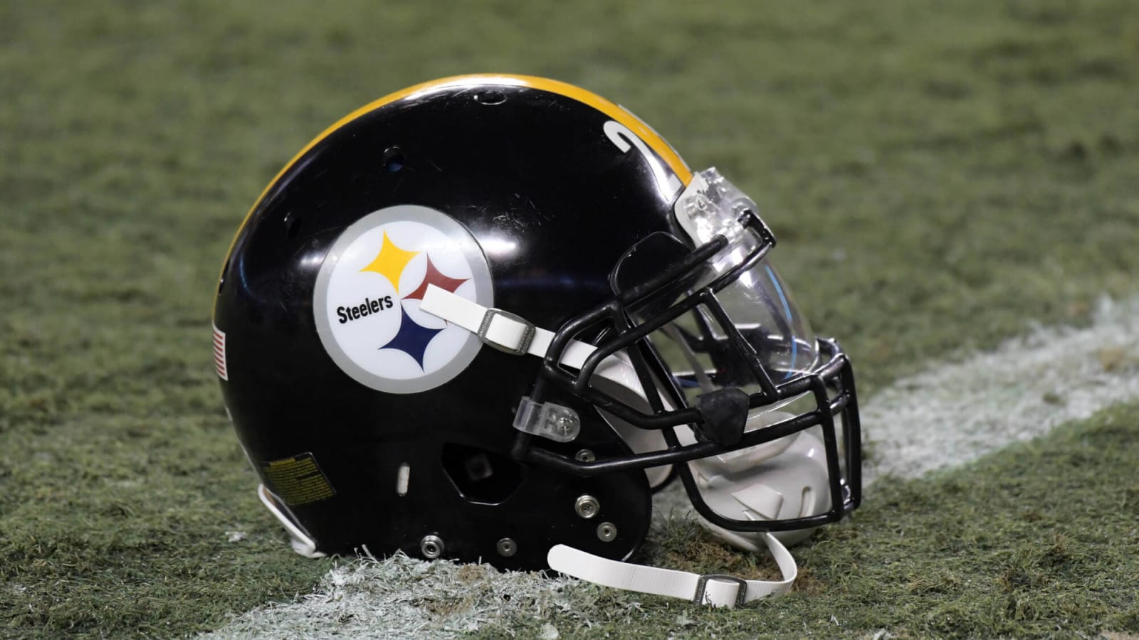 Steelers Sign Ex-Harvard Running Back Aaron Shampklin