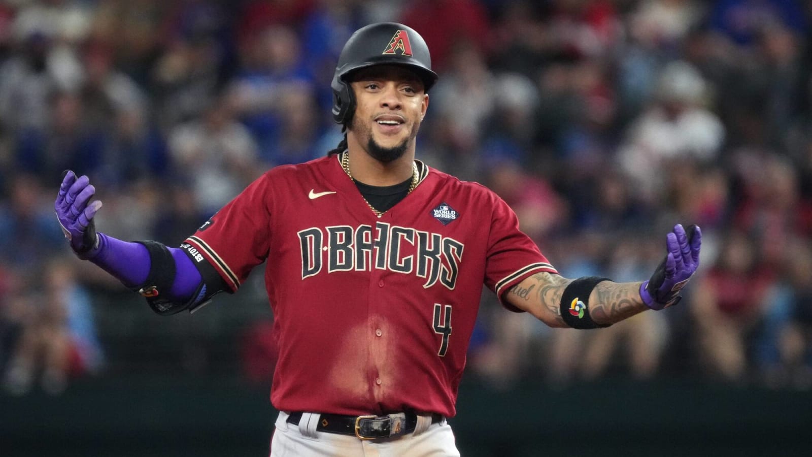 Ketel Marte extends postseason hitting streak to 18 games